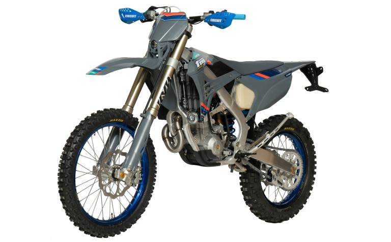 EN 250 MOTO 4T FI-2