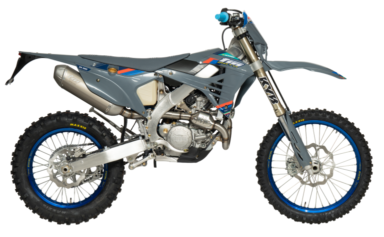 EN 300 MOTO 4T FI-3
