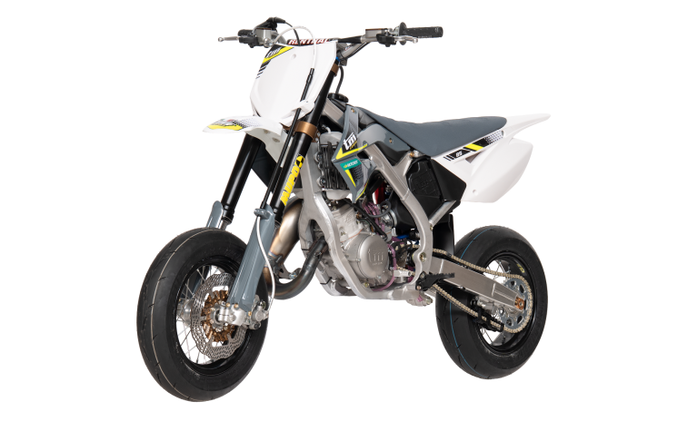 SM J 85 2T CORSE-2